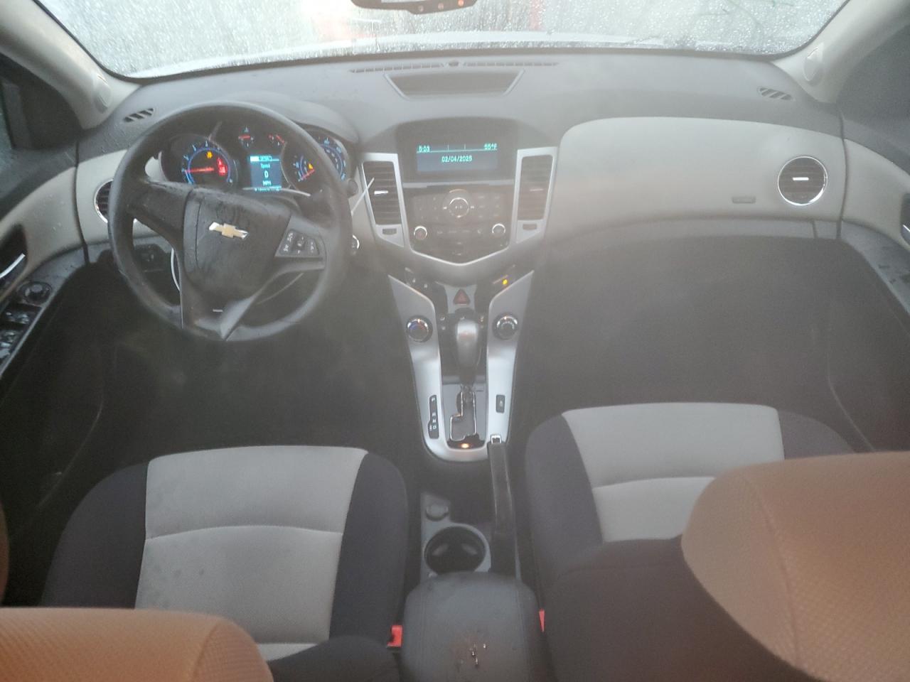 2013 Chevrolet Cruze - Image 8