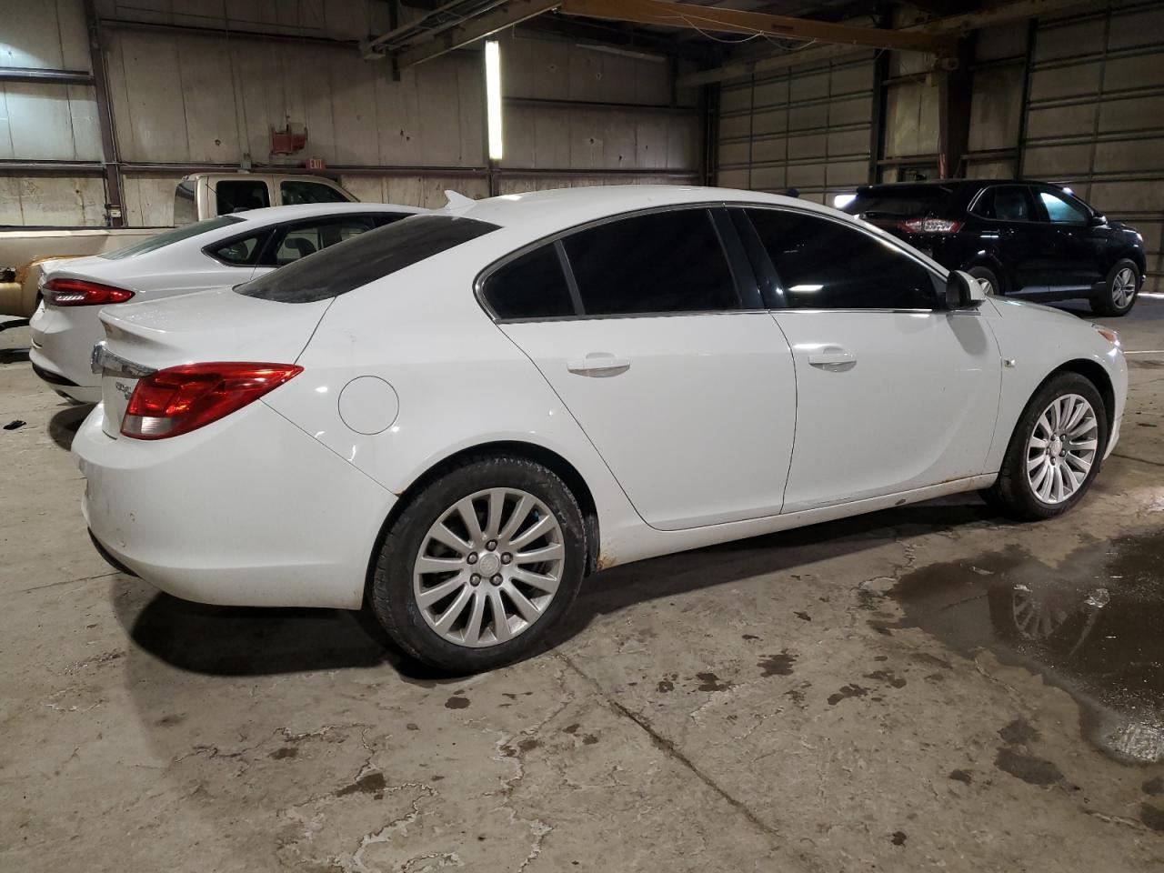 2011 Buick Regal - Image 3