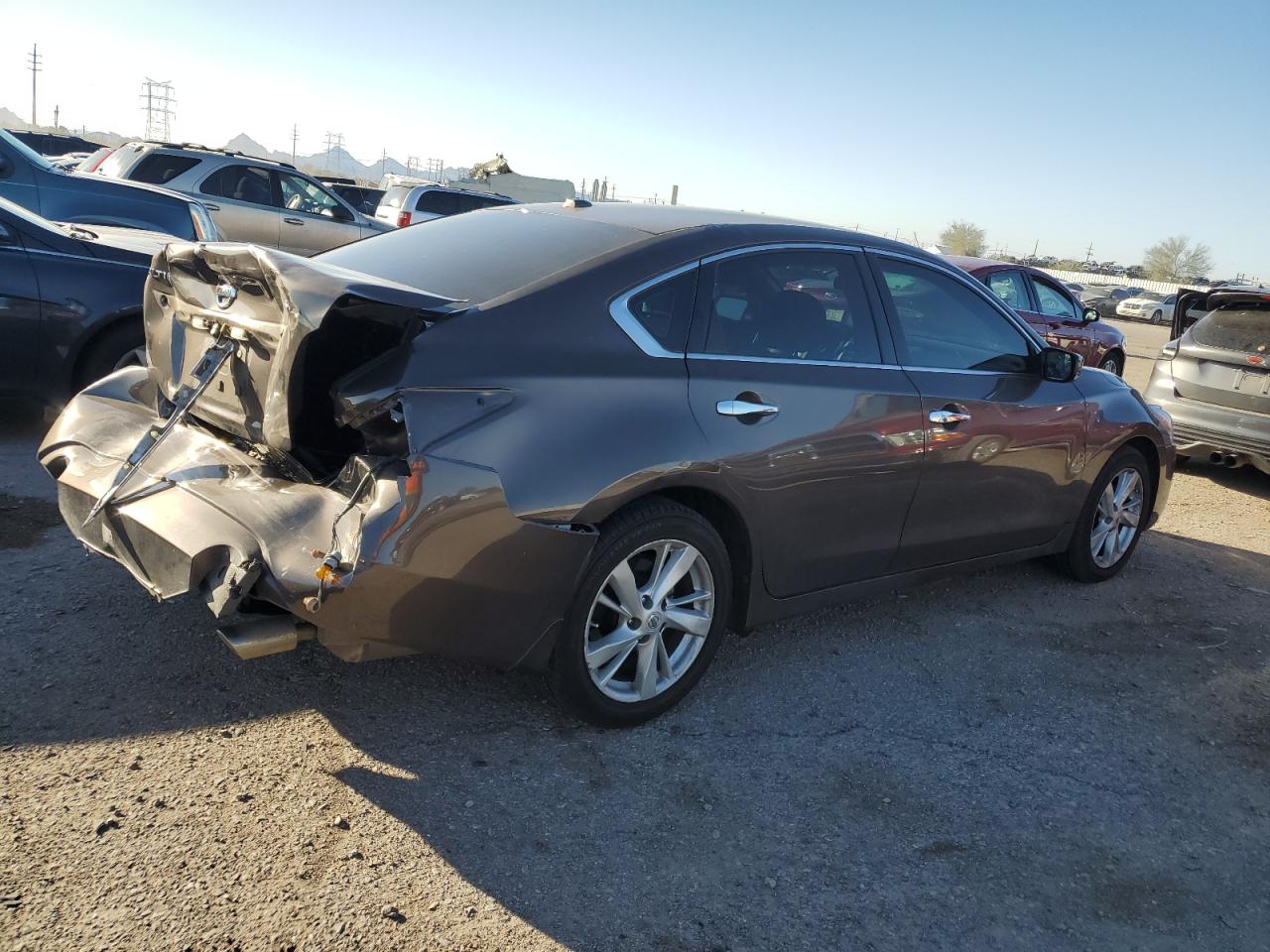 2015 Nissan Altima - Image 3