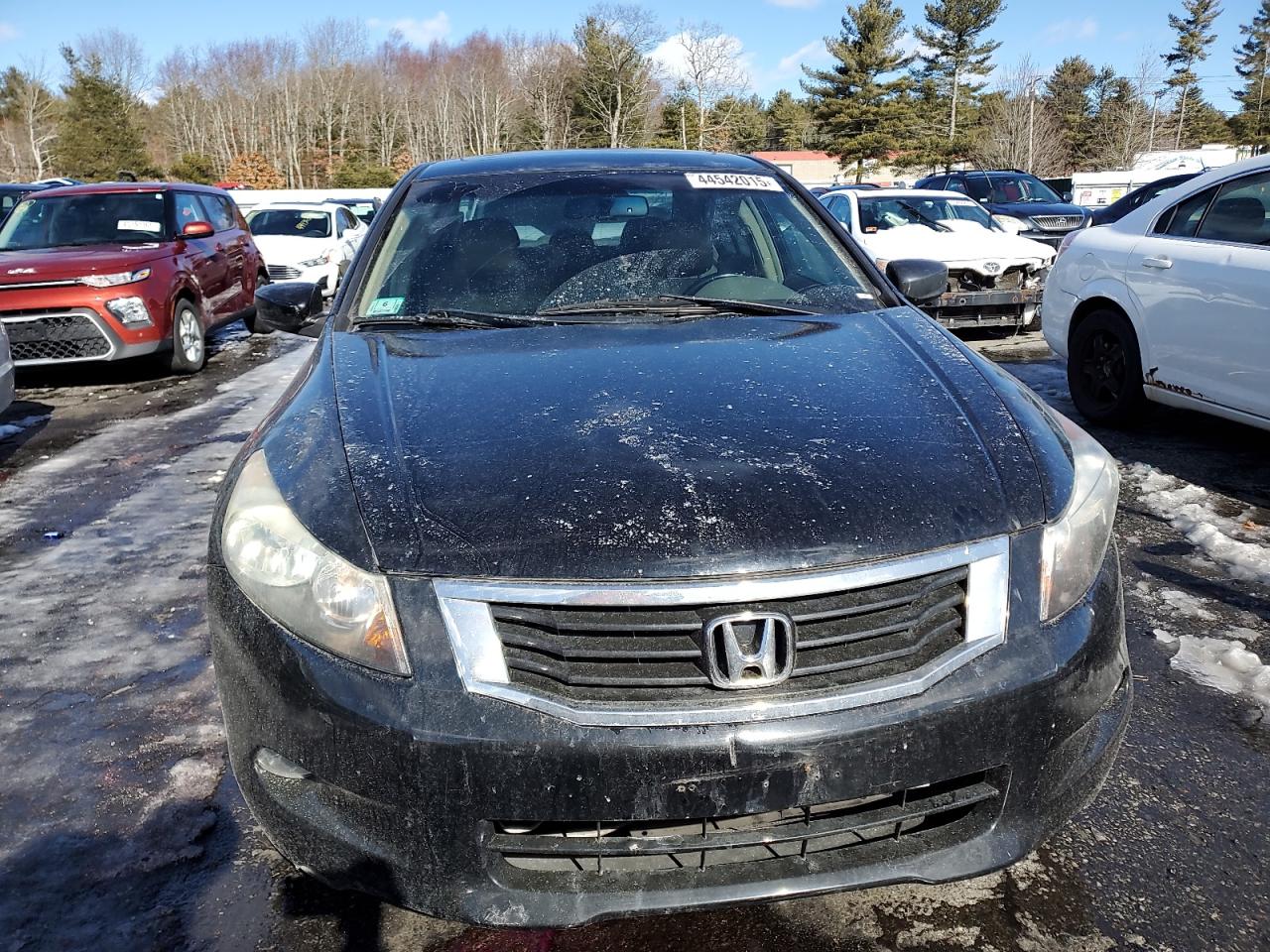 2009 Honda Accord - Image 5