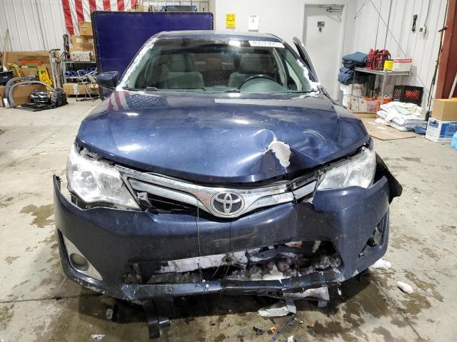  TOYOTA CAMRY 2014 Granatowy