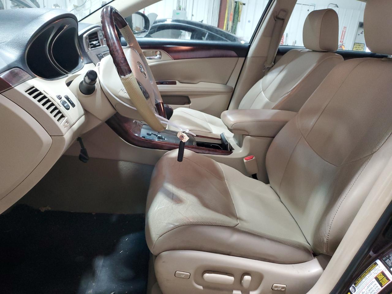 2011 Toyota Avalon - Image 7