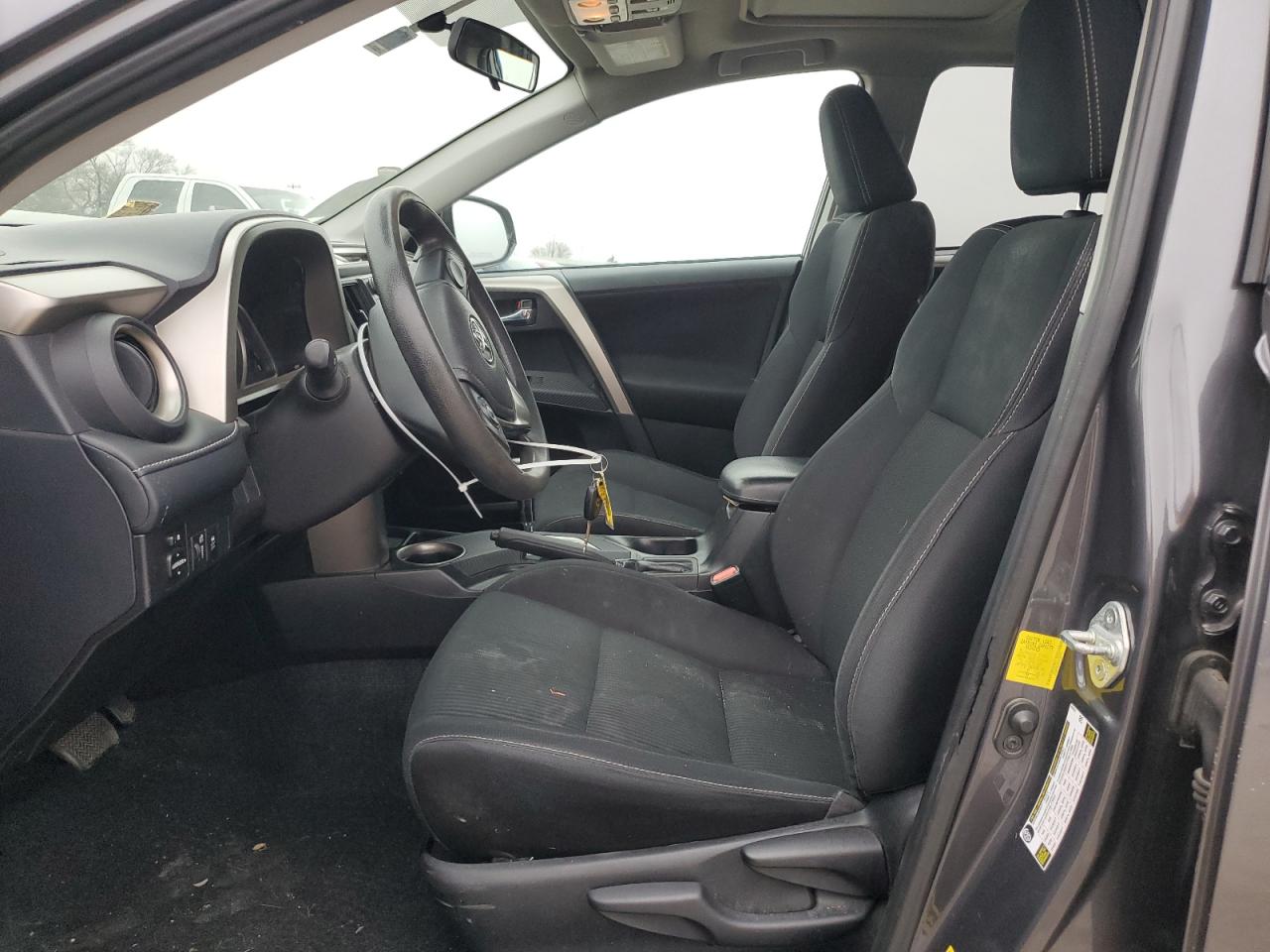 2015 Toyota RAV 4 - Image 7