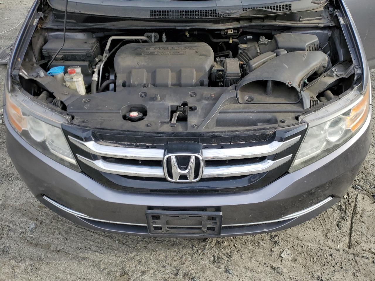 2014 Honda Odyssey - Image 12