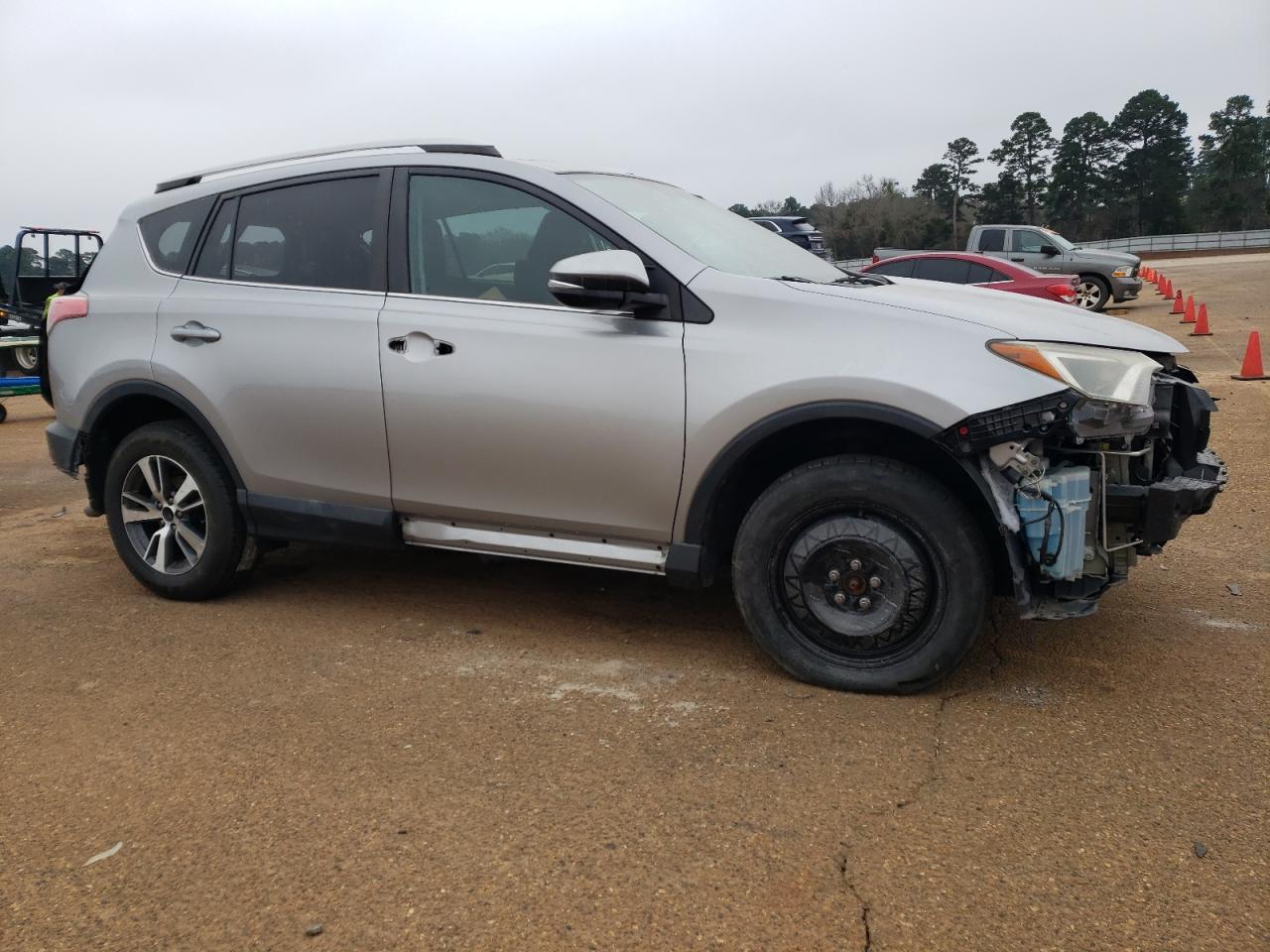 2016 Toyota RAV 4 - Image 4