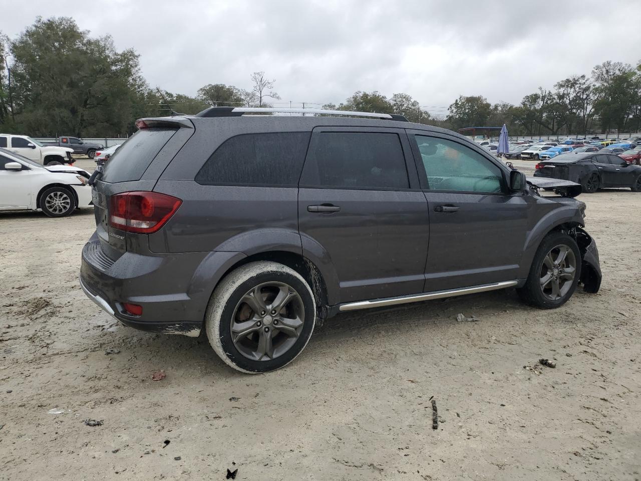 2015 Dodge Journey - Image 3