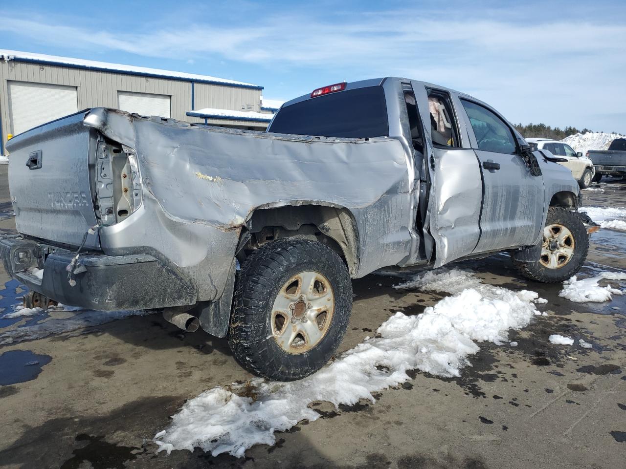 2014 Toyota Tundra - Image 3