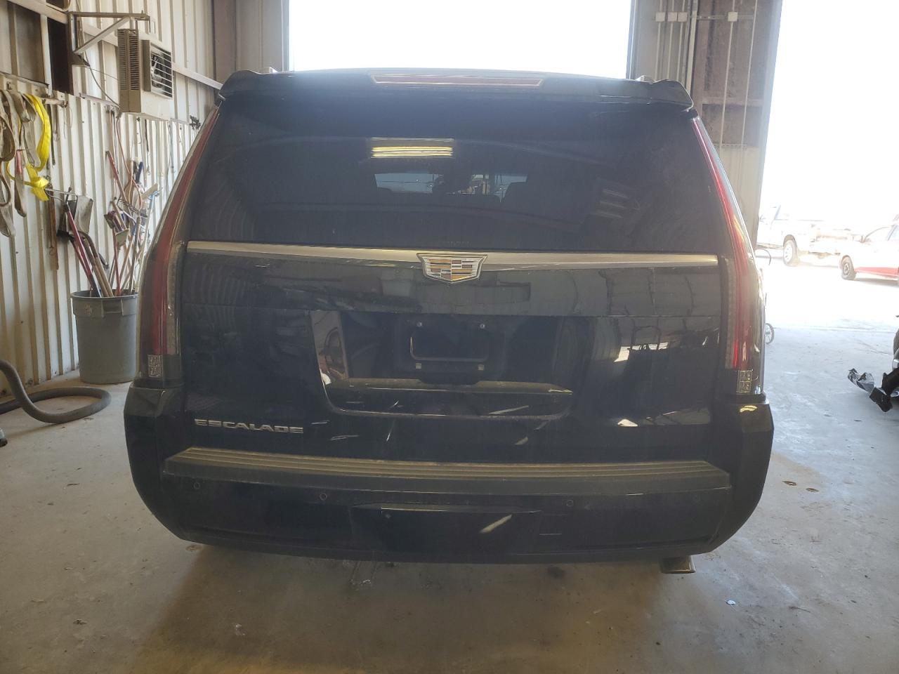 2016 Cadillac Escalade - Image 6