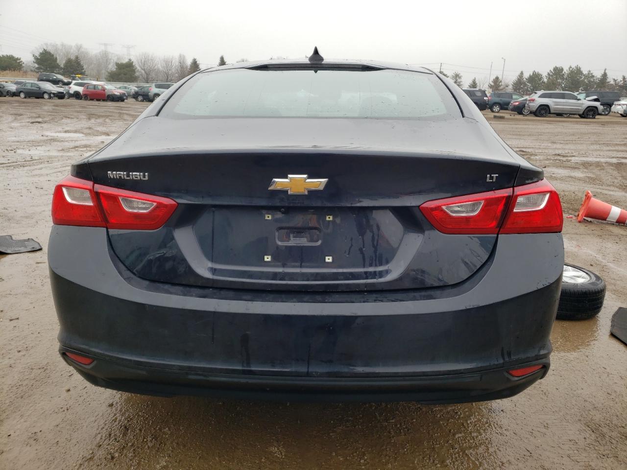 2023 Chevrolet Malibu - Image 6