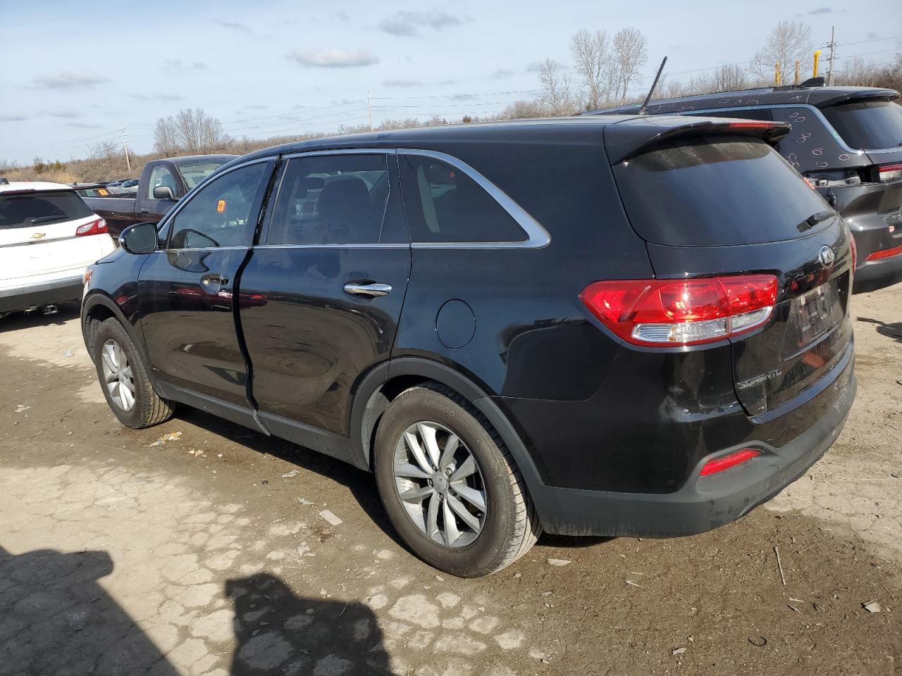 2017 Kia Sorento - Image 2