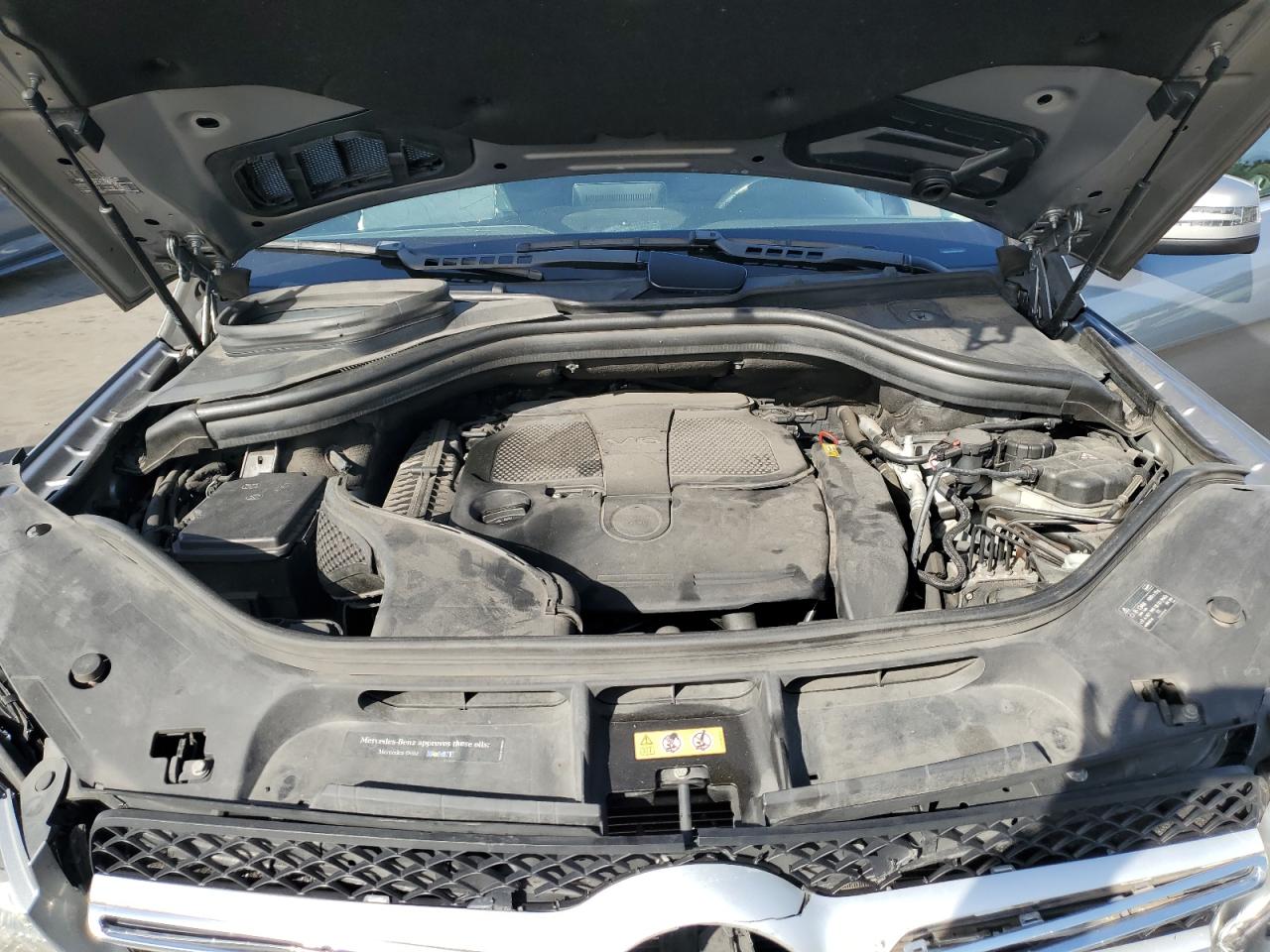 2016 Mercedes-Benz GLE - Image 13