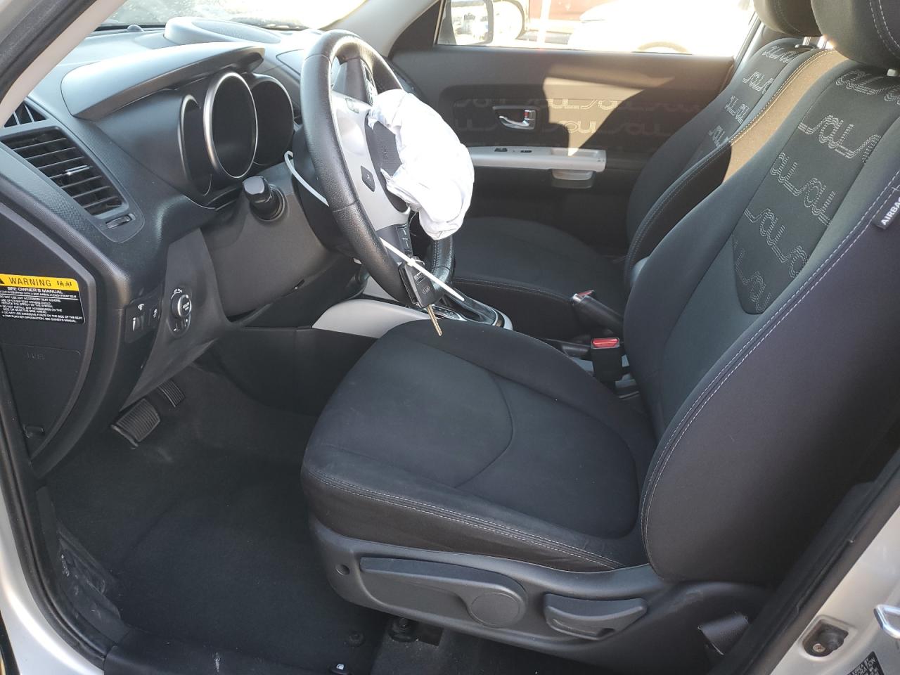 2012 Kia Soul + VIN: KNDJT2A63C7362877 Lot: 46366355