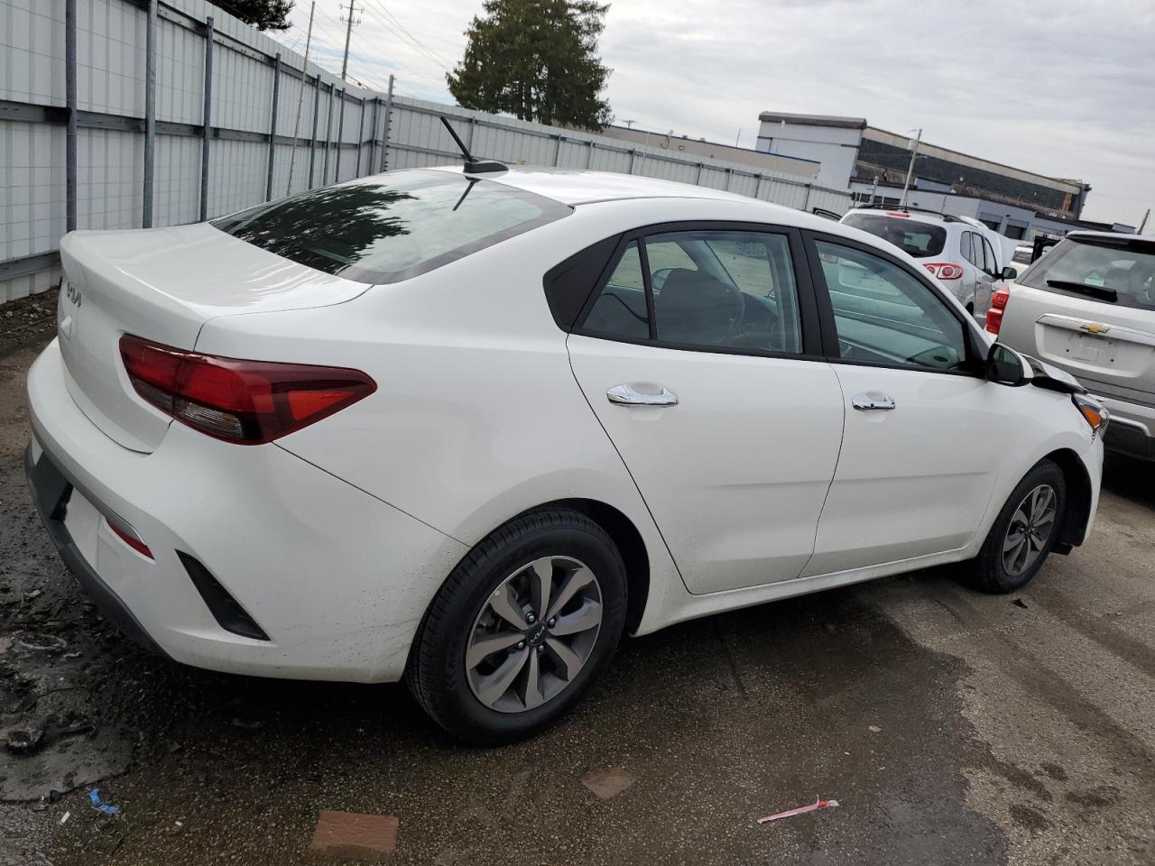 2023 Kia Rio - Image 3
