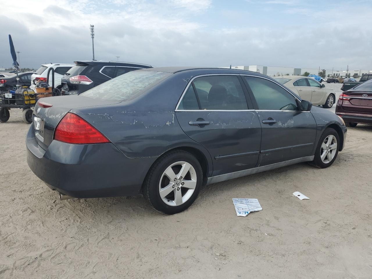 2007 Honda Accord - Image 3