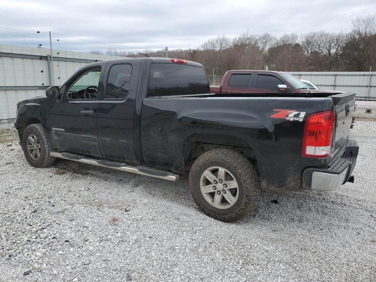 2012 GMC Sierra - Image 2