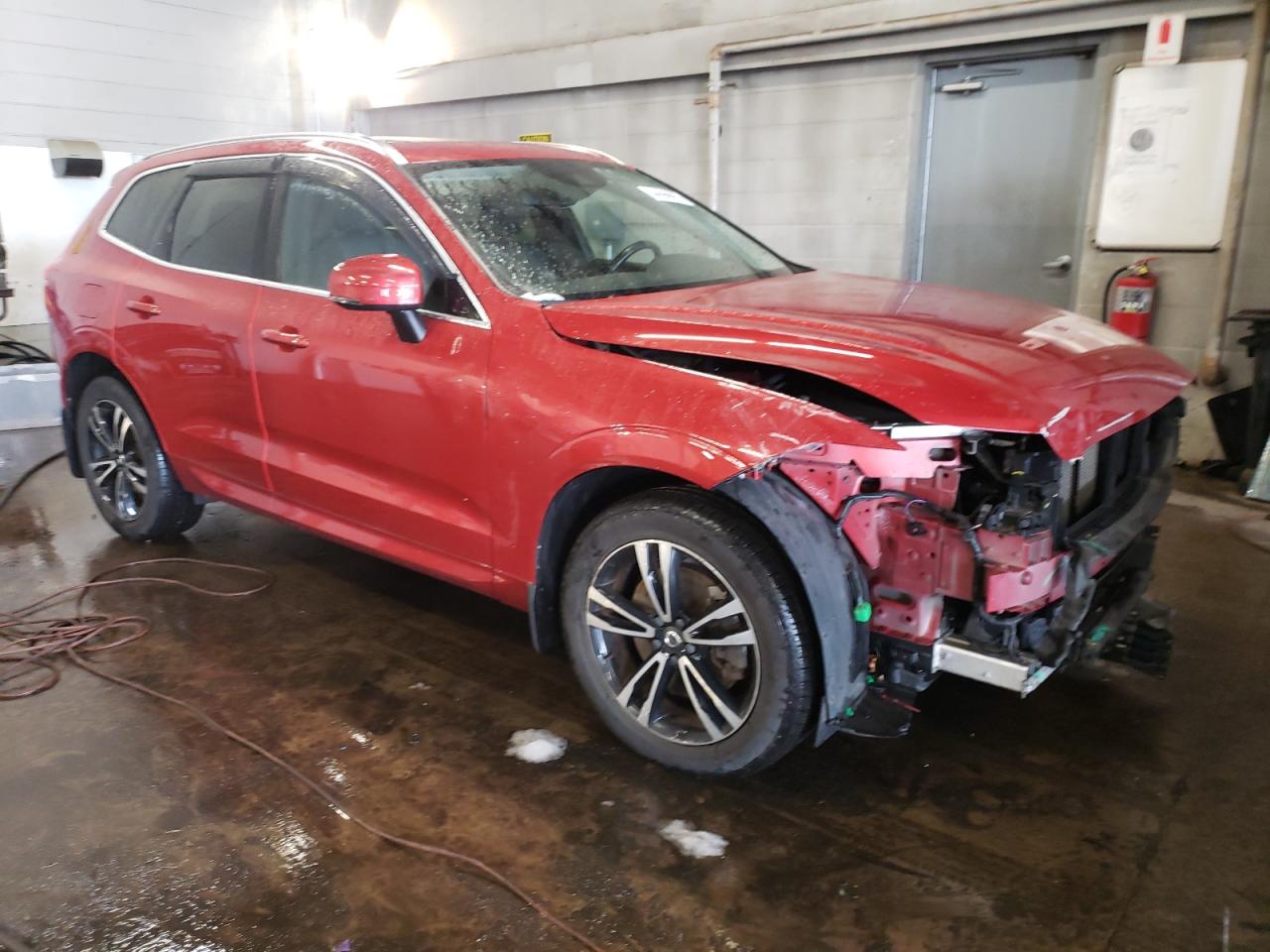 2018 Volvo XC60 - Image 4