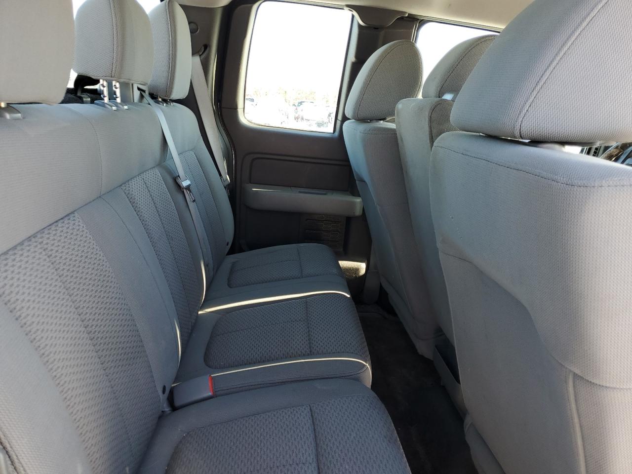 2011 Ford F-150 - Image 10