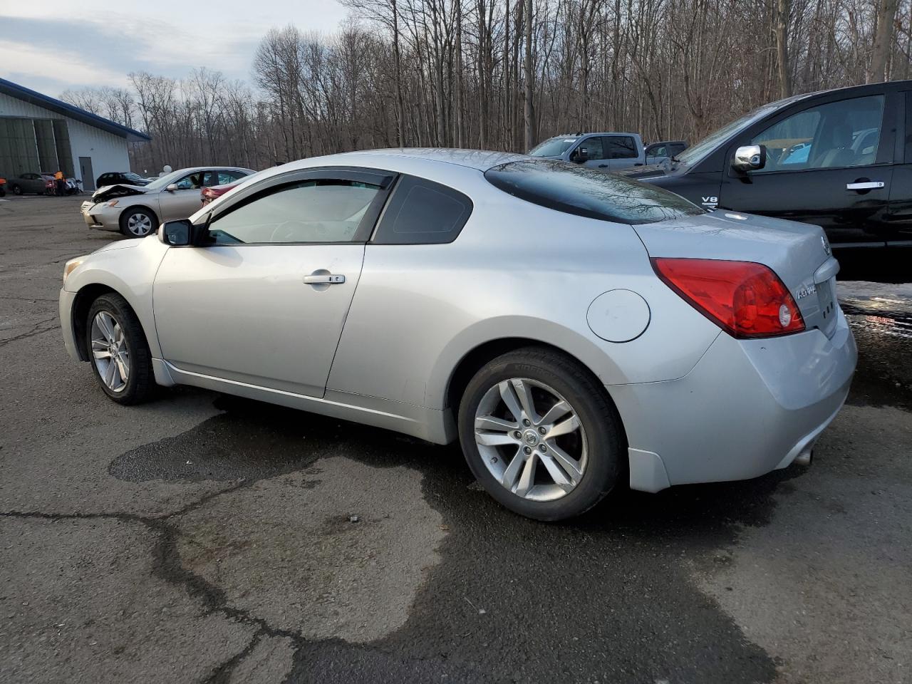 2012 Nissan Altima - Image 2