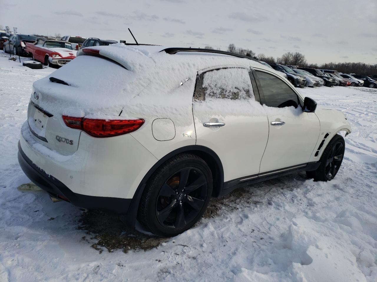 2017 Infiniti QX70 - Image 3