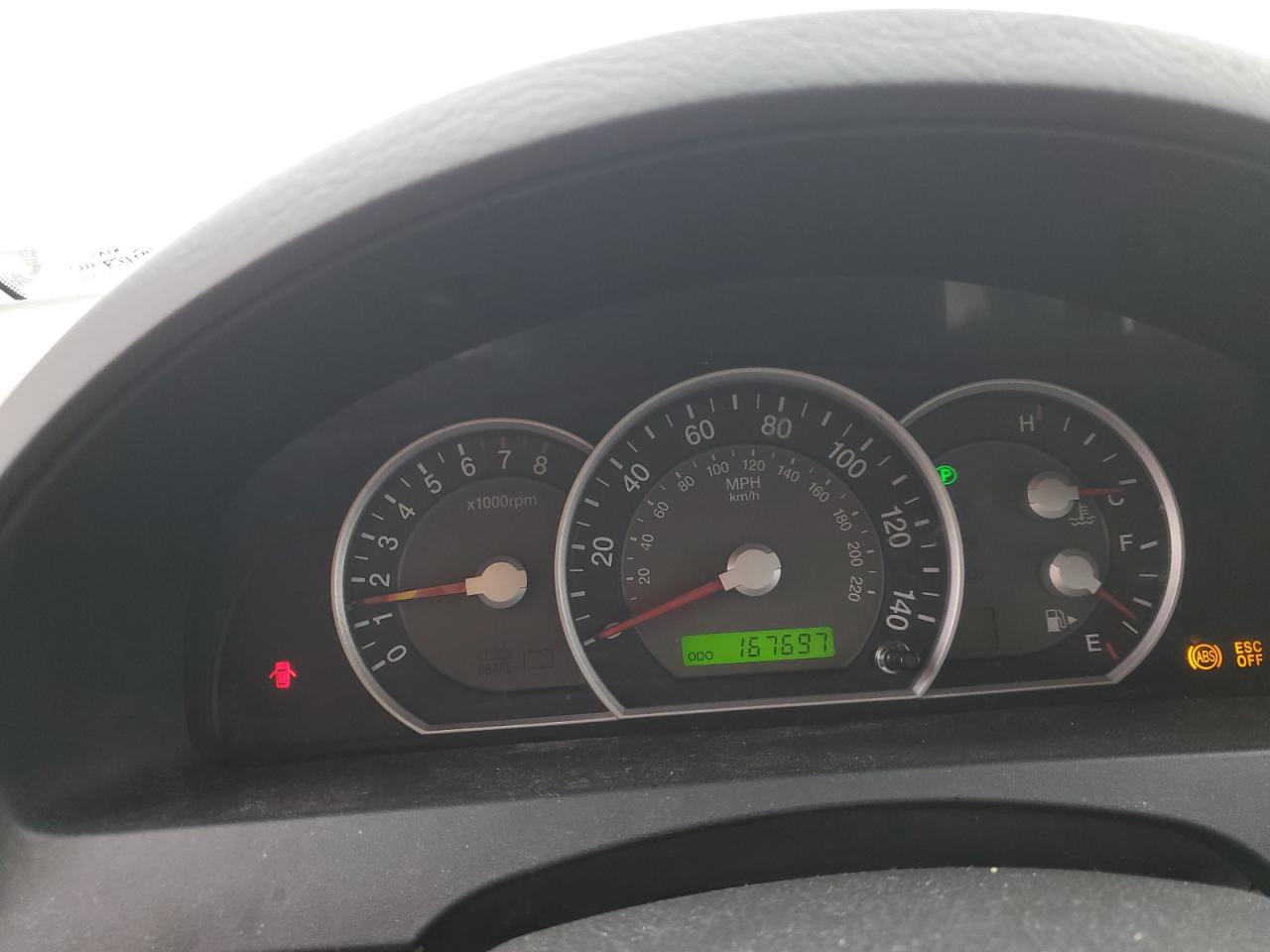 2008 Kia Sorento - Image 9