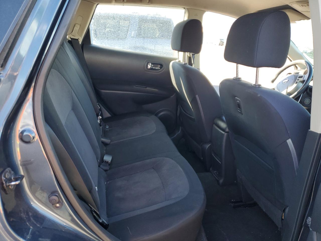 2012 Nissan Rogue - Image 10