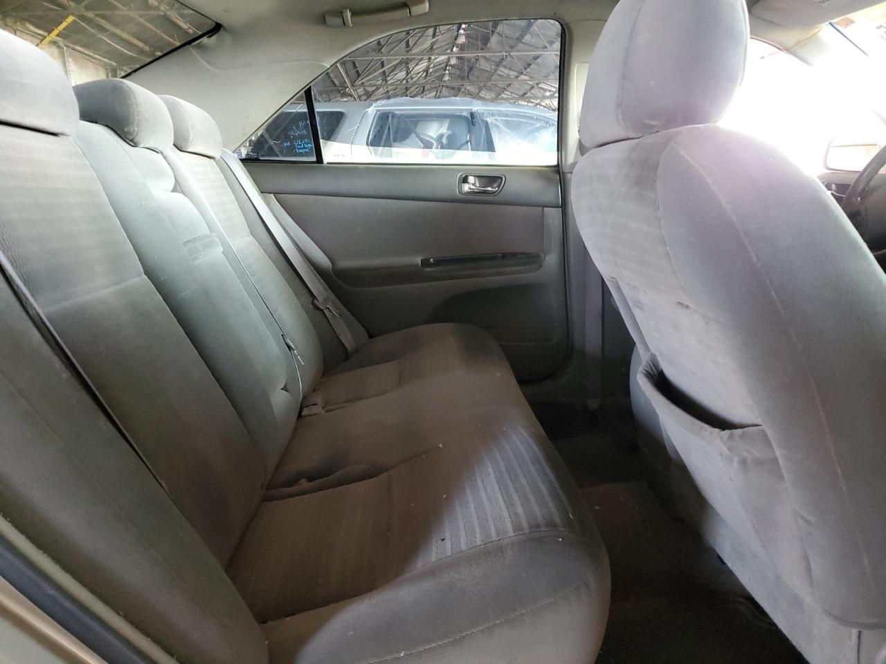 2006 Toyota Camry - Image 10