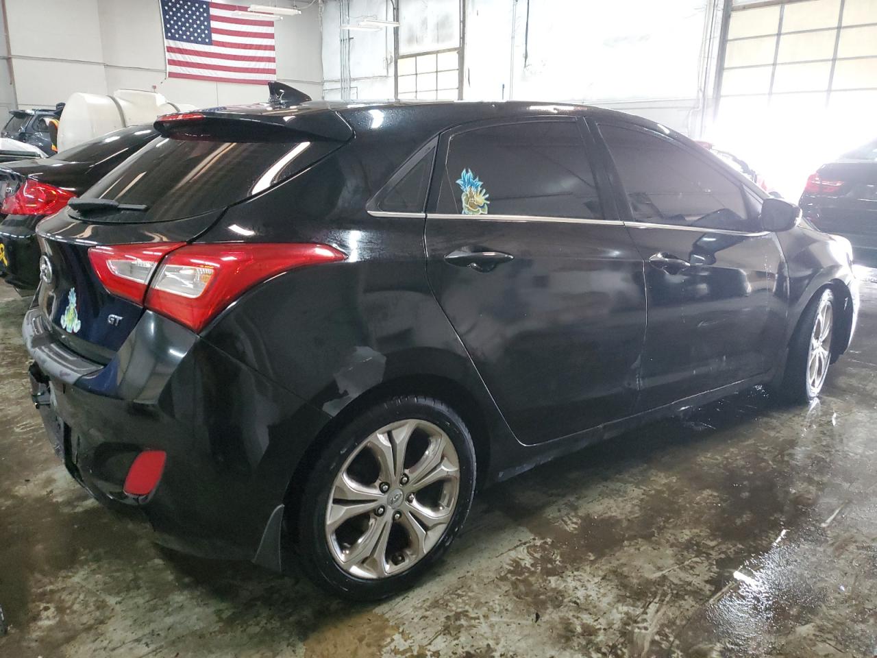 2014 Hyundai Elantra - Image 3