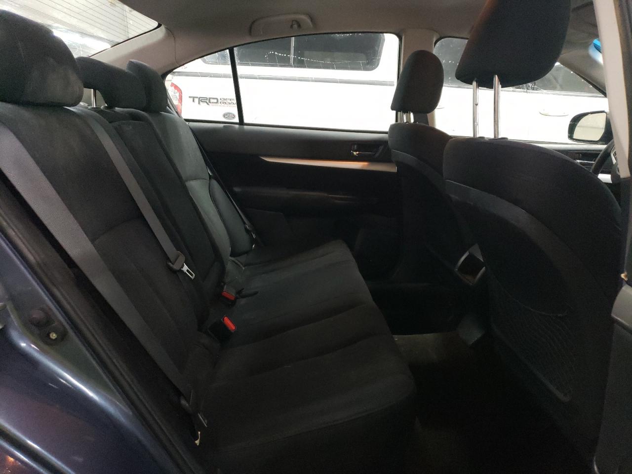 2013 Subaru Legacy - Image 10