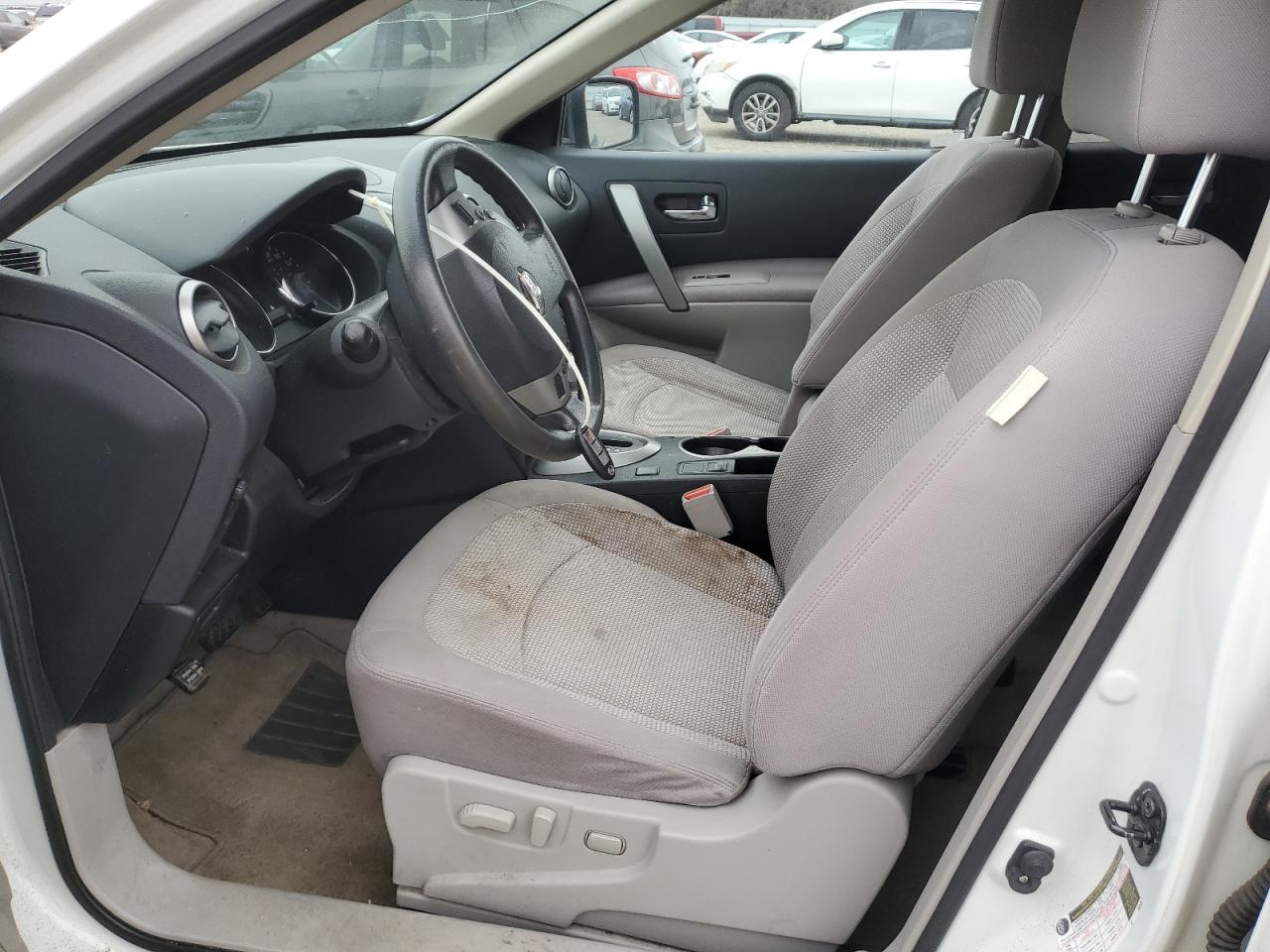 2012 Nissan Rogue - Image 7