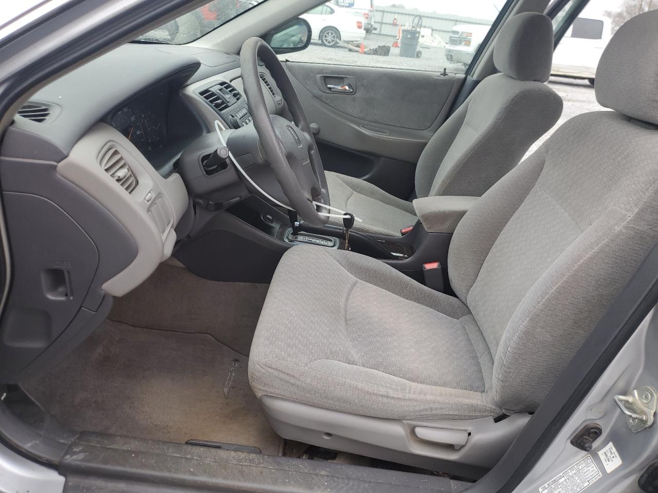 2001 Honda Accord - Image 7