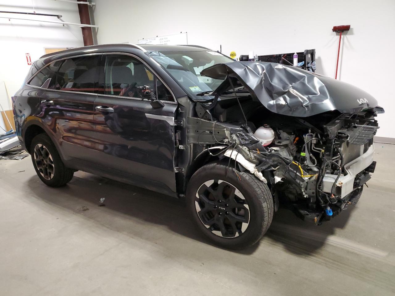 2024 Kia Sorento - Image 4