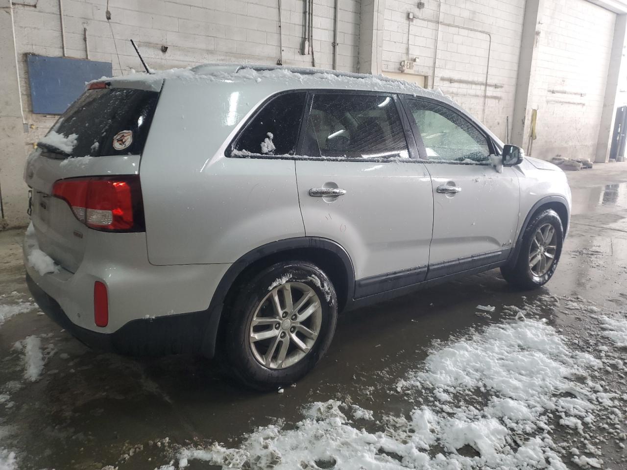 2014 Kia Sorento - Image 3