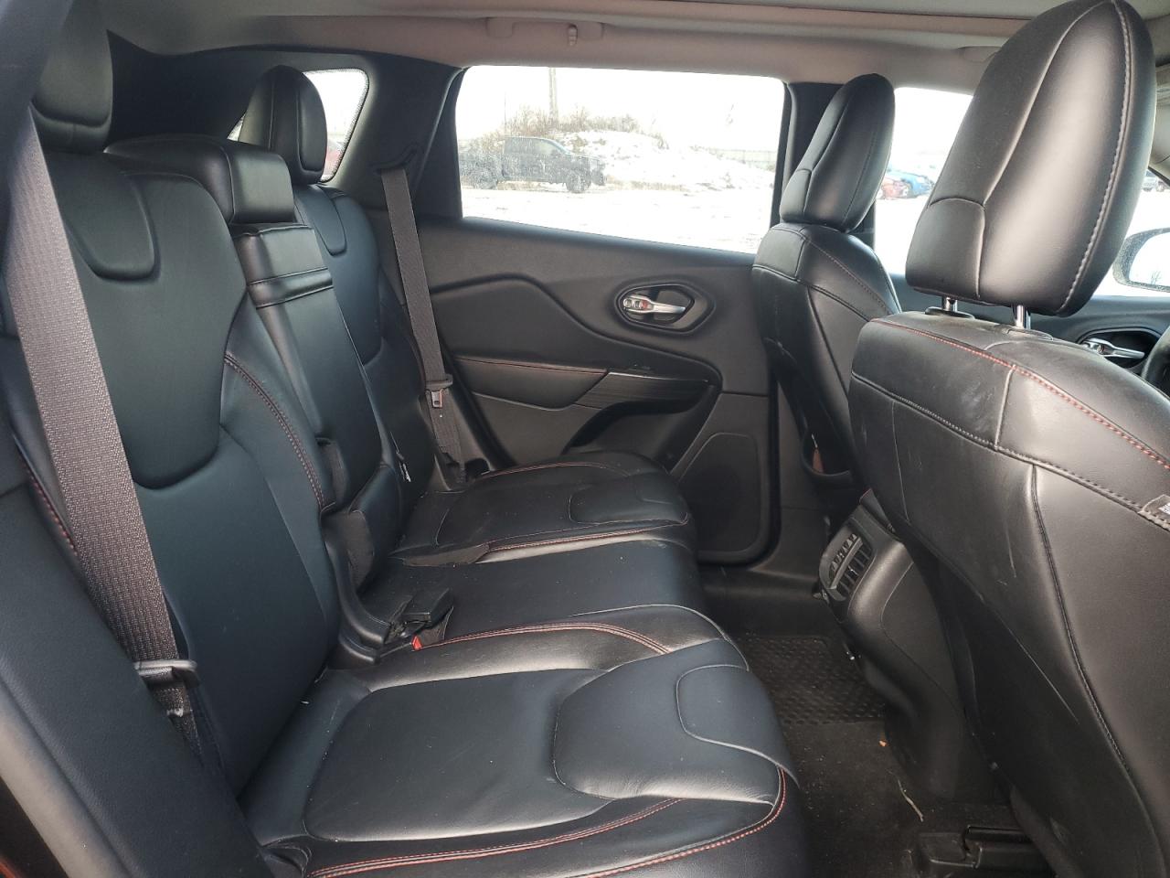 2014 Jeep Cherokee - Image 11