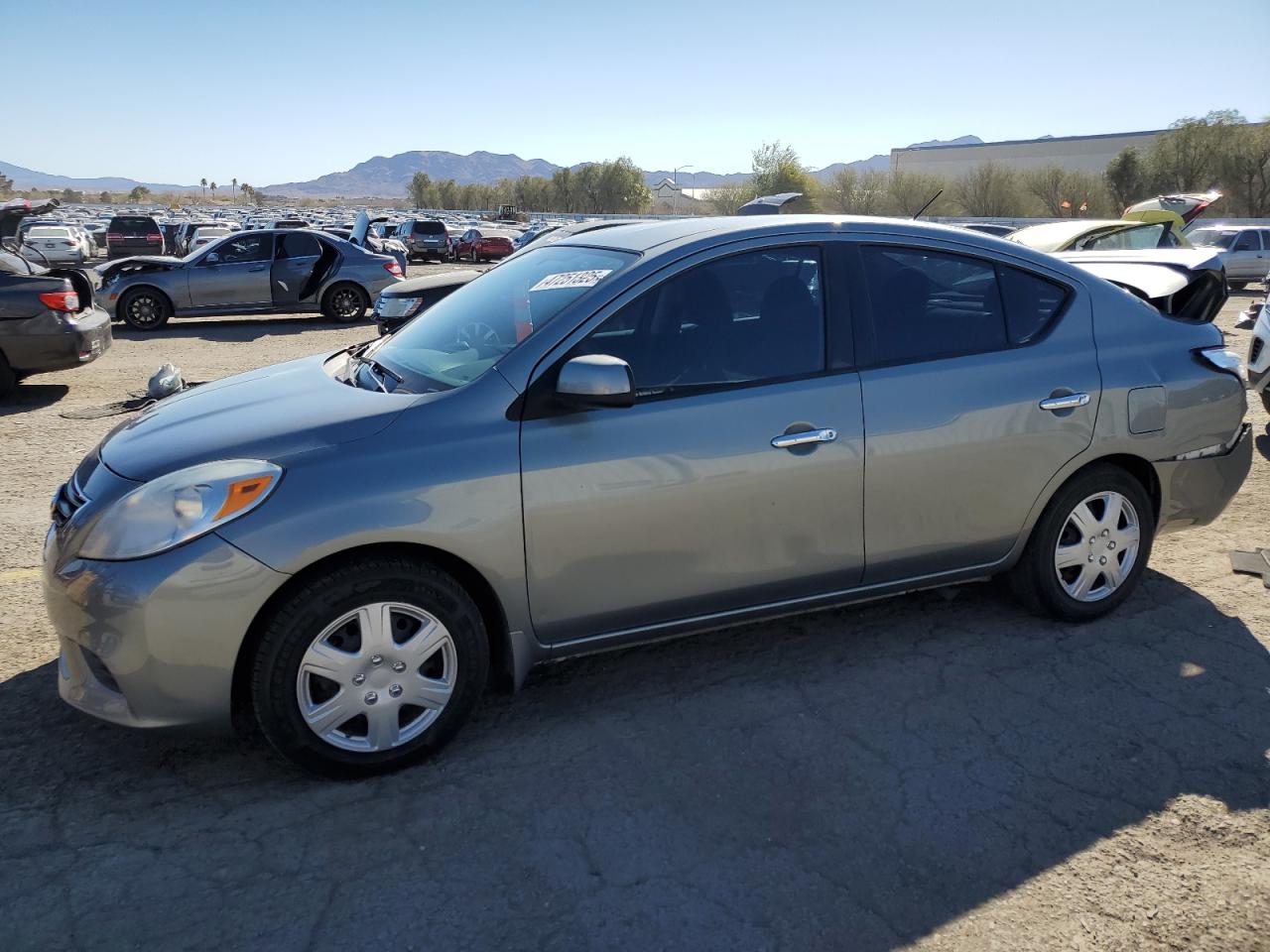 2014 Nissan Versa - Image 1