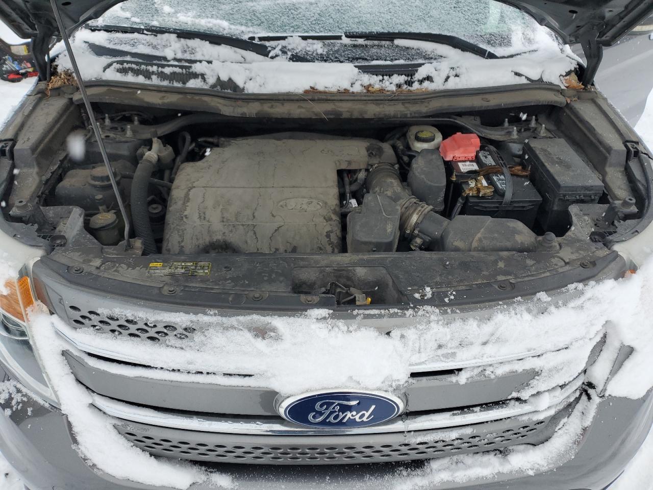 2011 Ford Explorer - Image 13