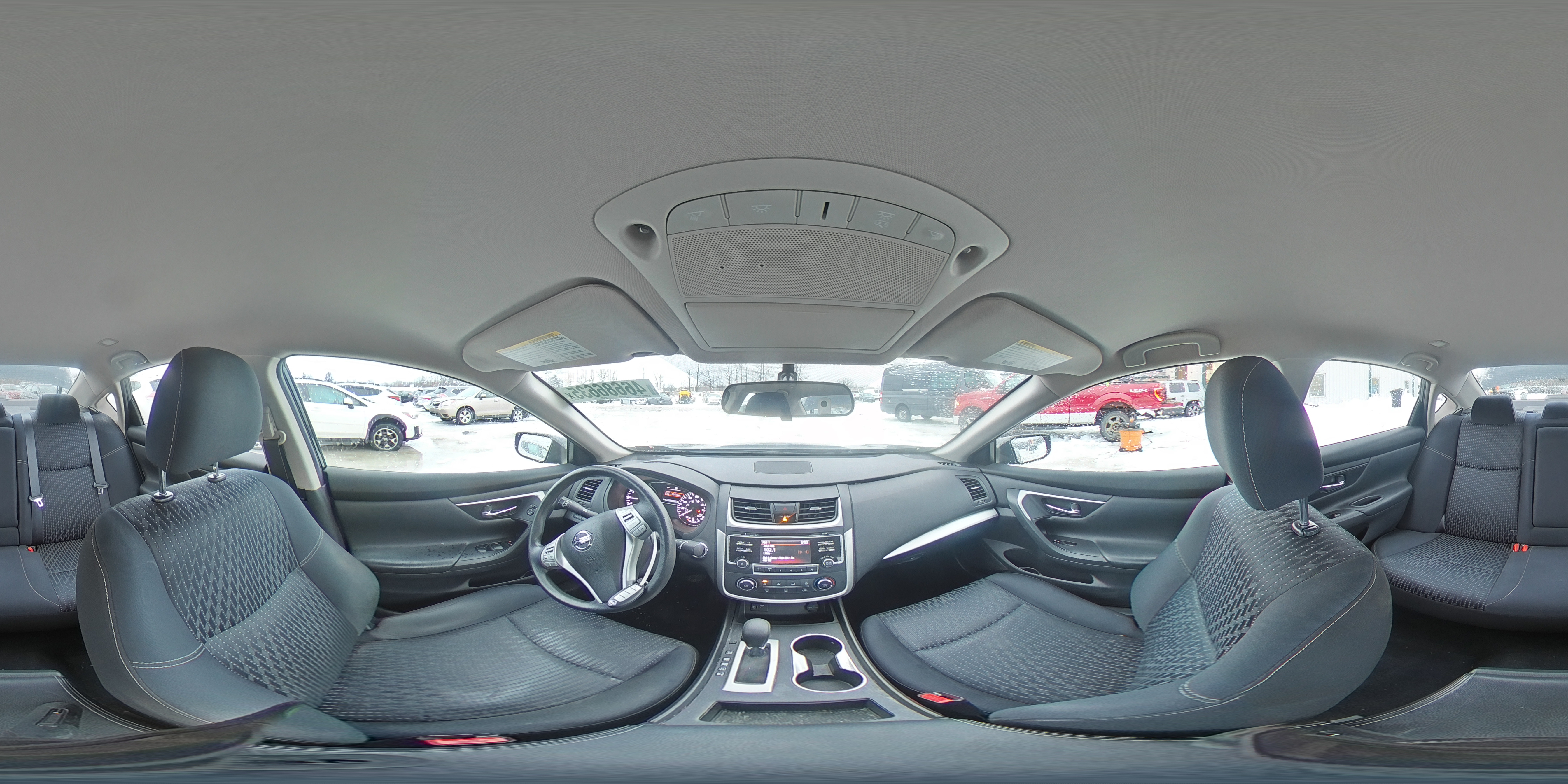 2017 Nissan Altima - Image 16