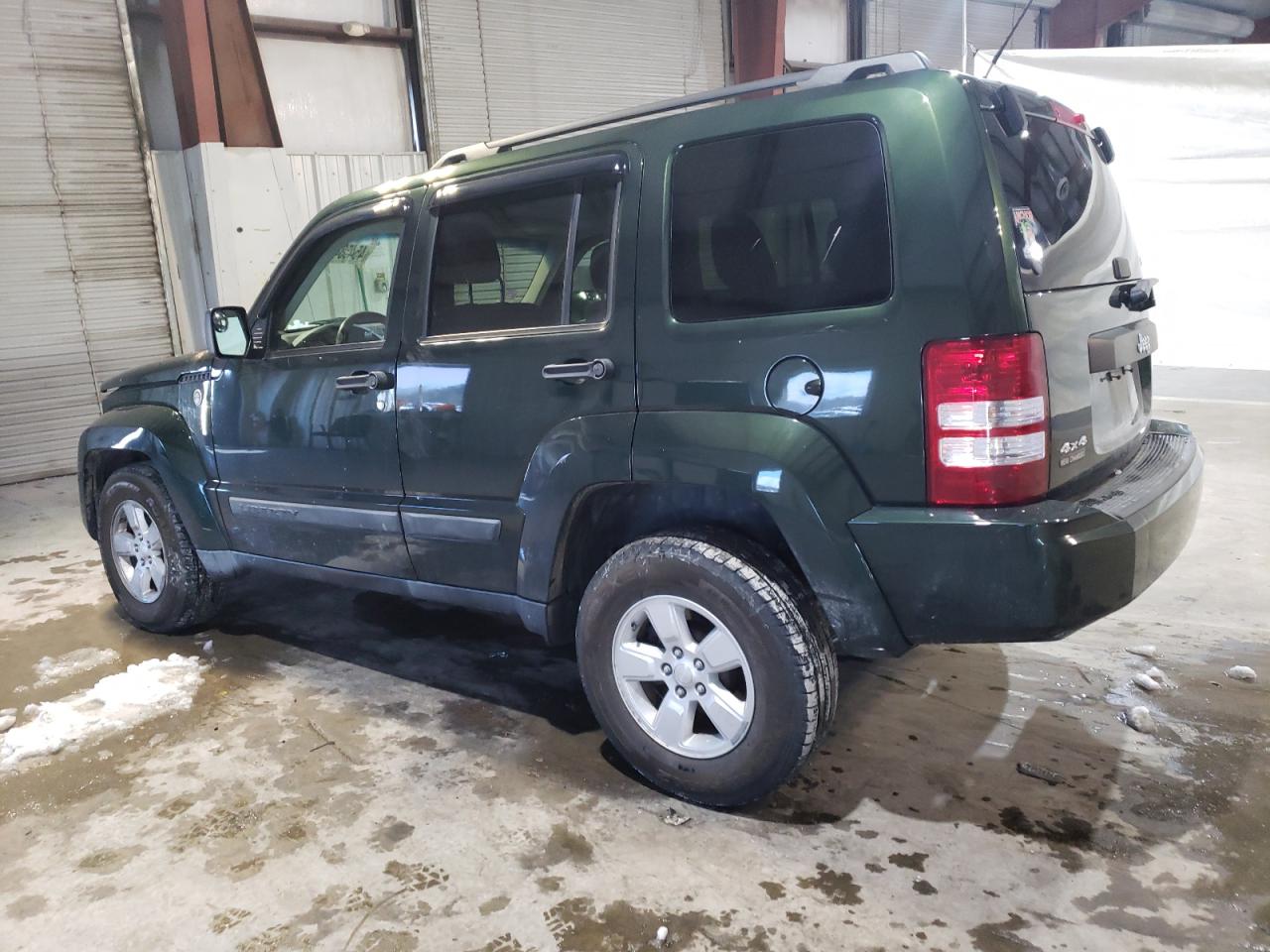 2011 Jeep Liberty (North America) - Image 2