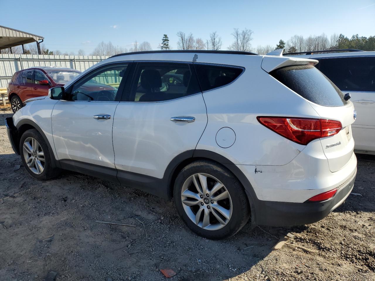 2014 Hyundai Santa Fe - Image 2