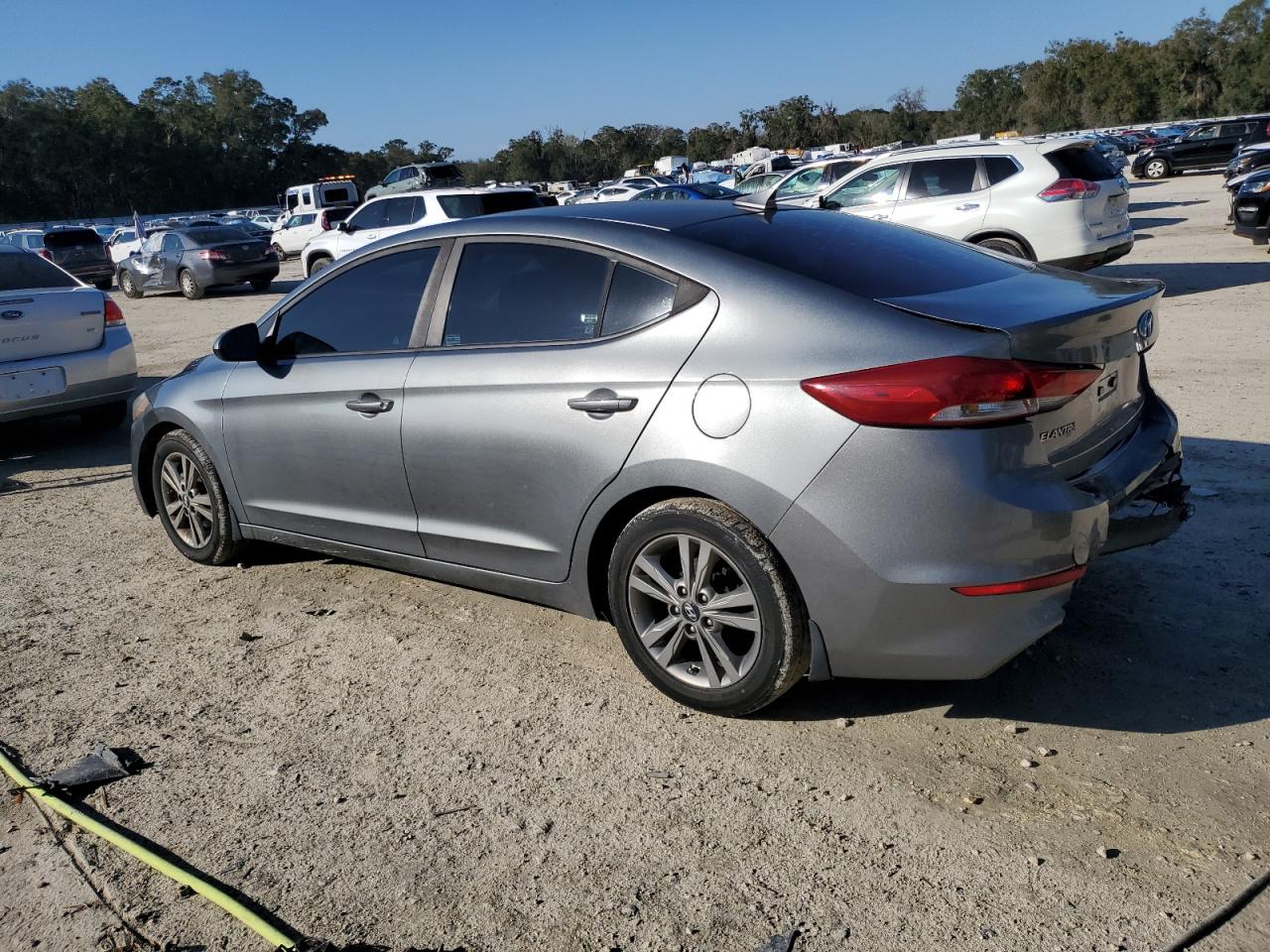 2017 Hyundai Elantra - Image 2