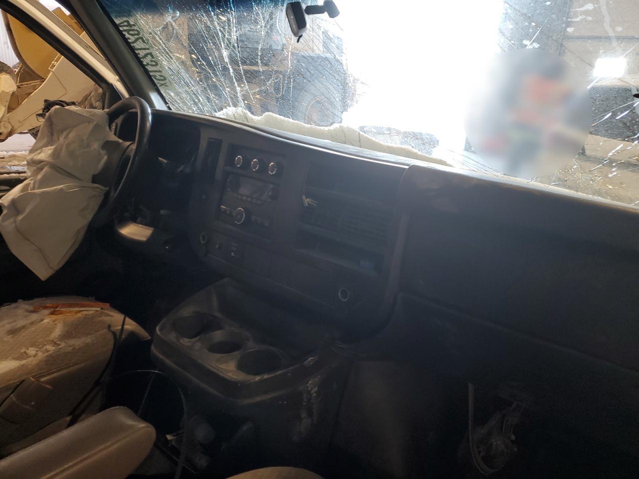 2012 Chevrolet Express - Image 8