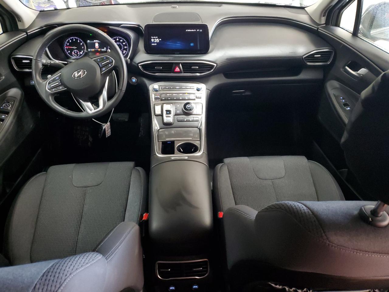 2023 Hyundai Santa Fe - Image 8