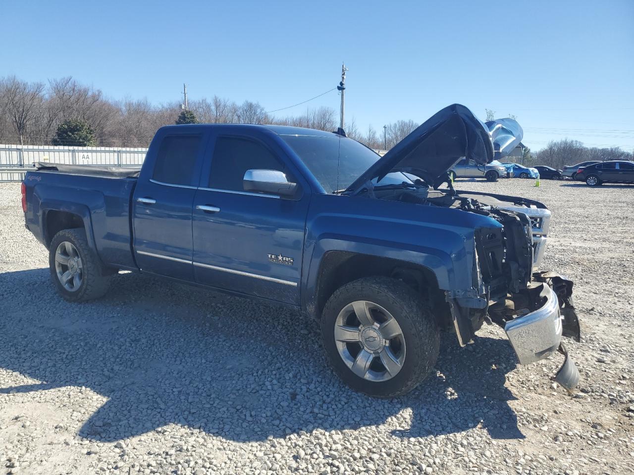 2015 Chevrolet Silverado - Image 4