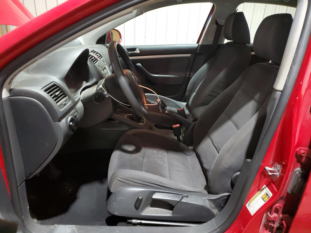 2009 Volkswagen Jetta - Image 7