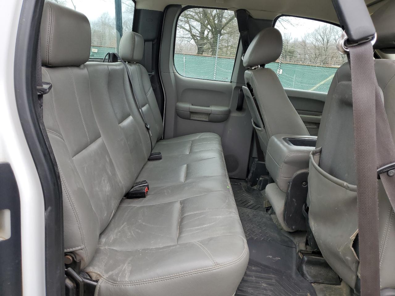 2010 Chevrolet Silverado - Image 10