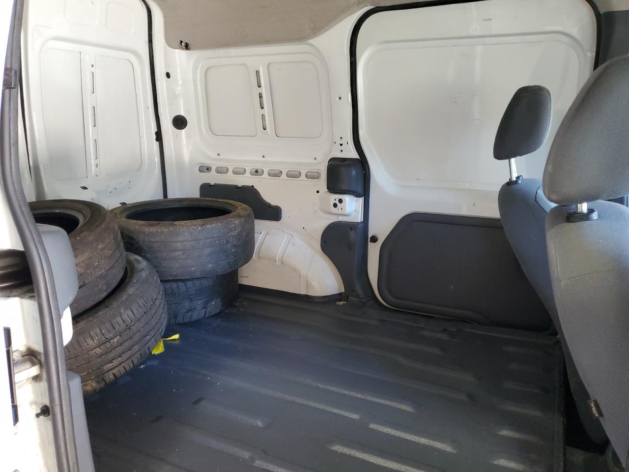 2013 Ford Transit - Image 11