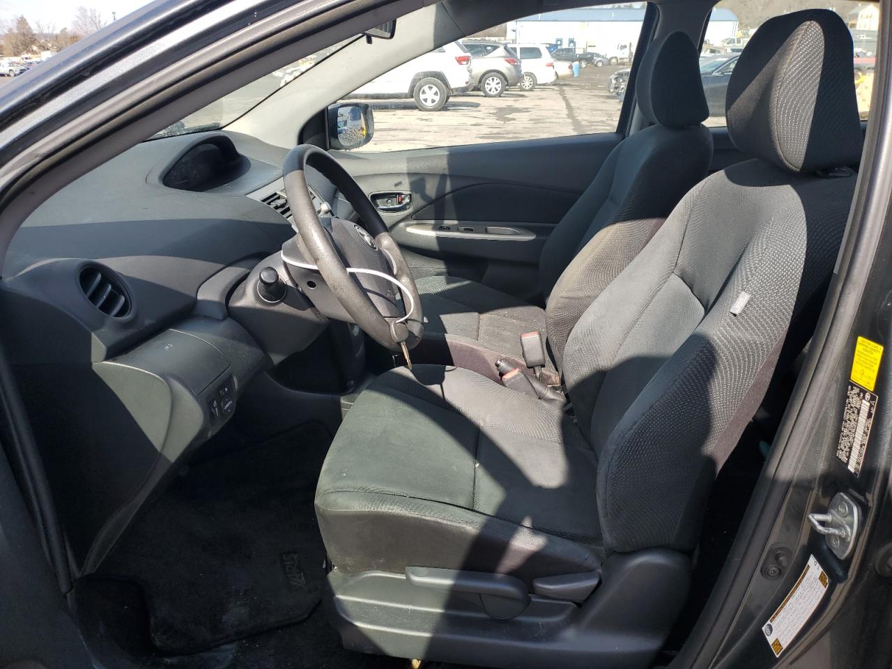 2010 Toyota Yaris - Image 7