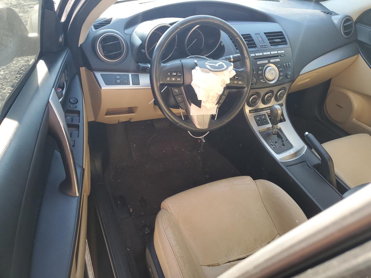 2010 Mazda 3 S VIN: JM1BL1S51A1258117 Lot: 46444635