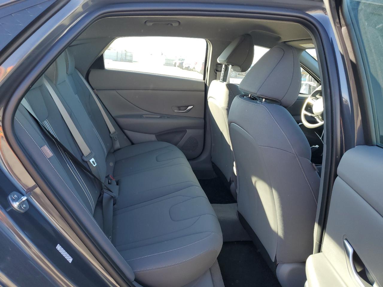 2024 Hyundai Elantra - Image 10