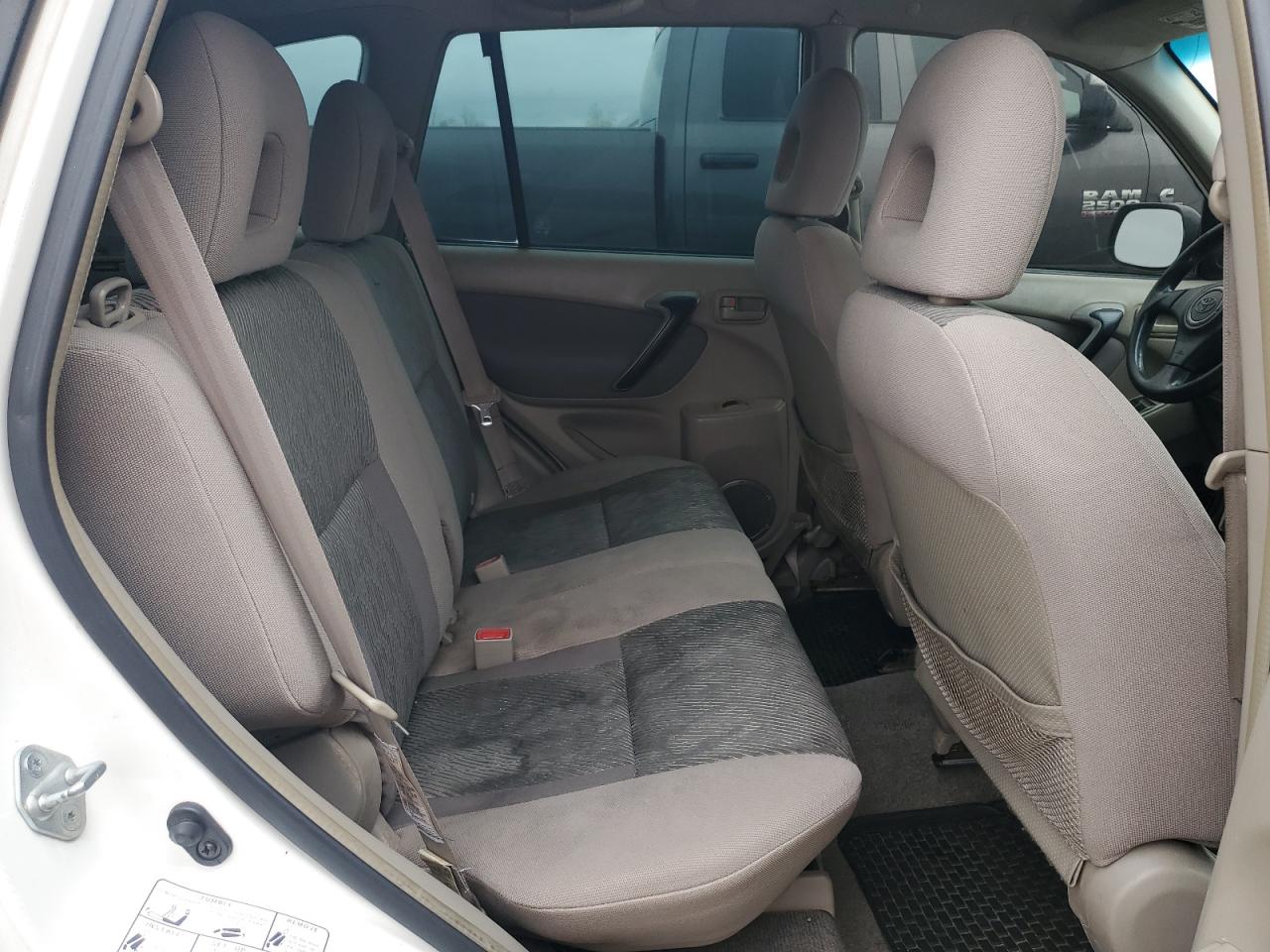 2002 Toyota RAV 4 - Image 10