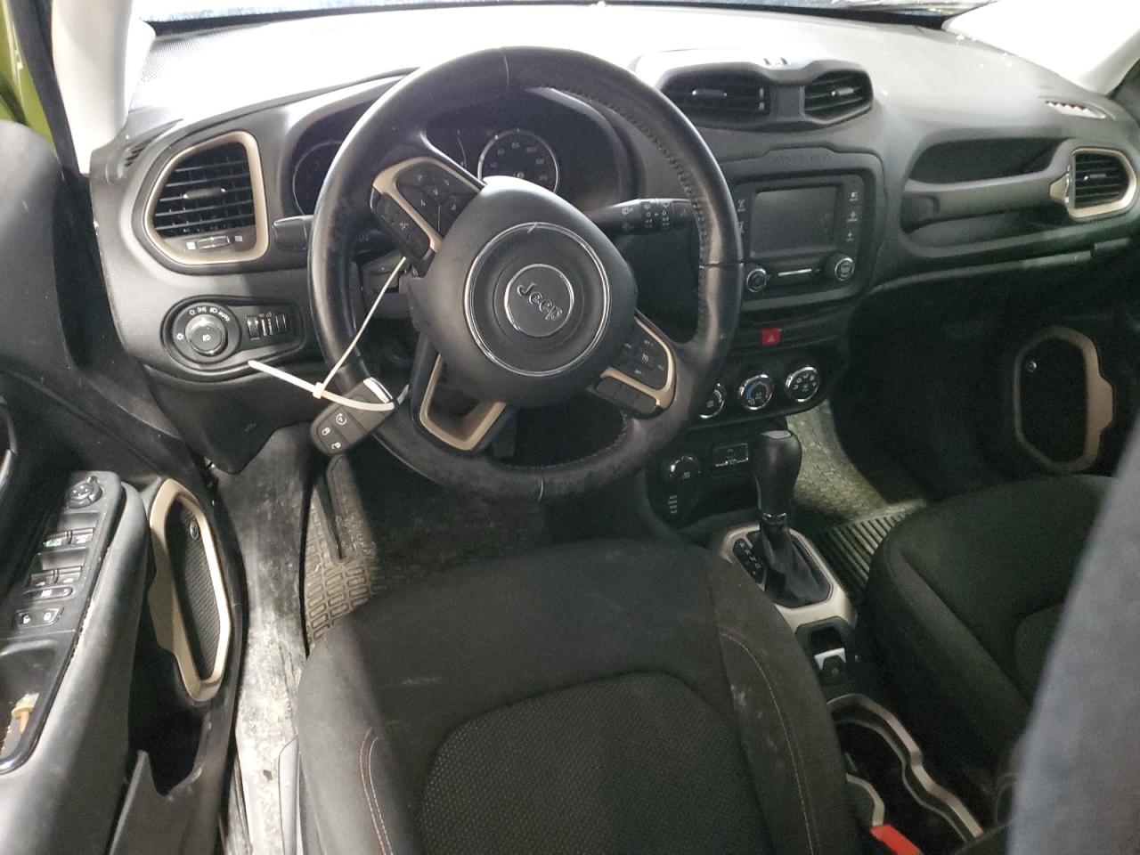 2016 Jeep Renegade - Image 8